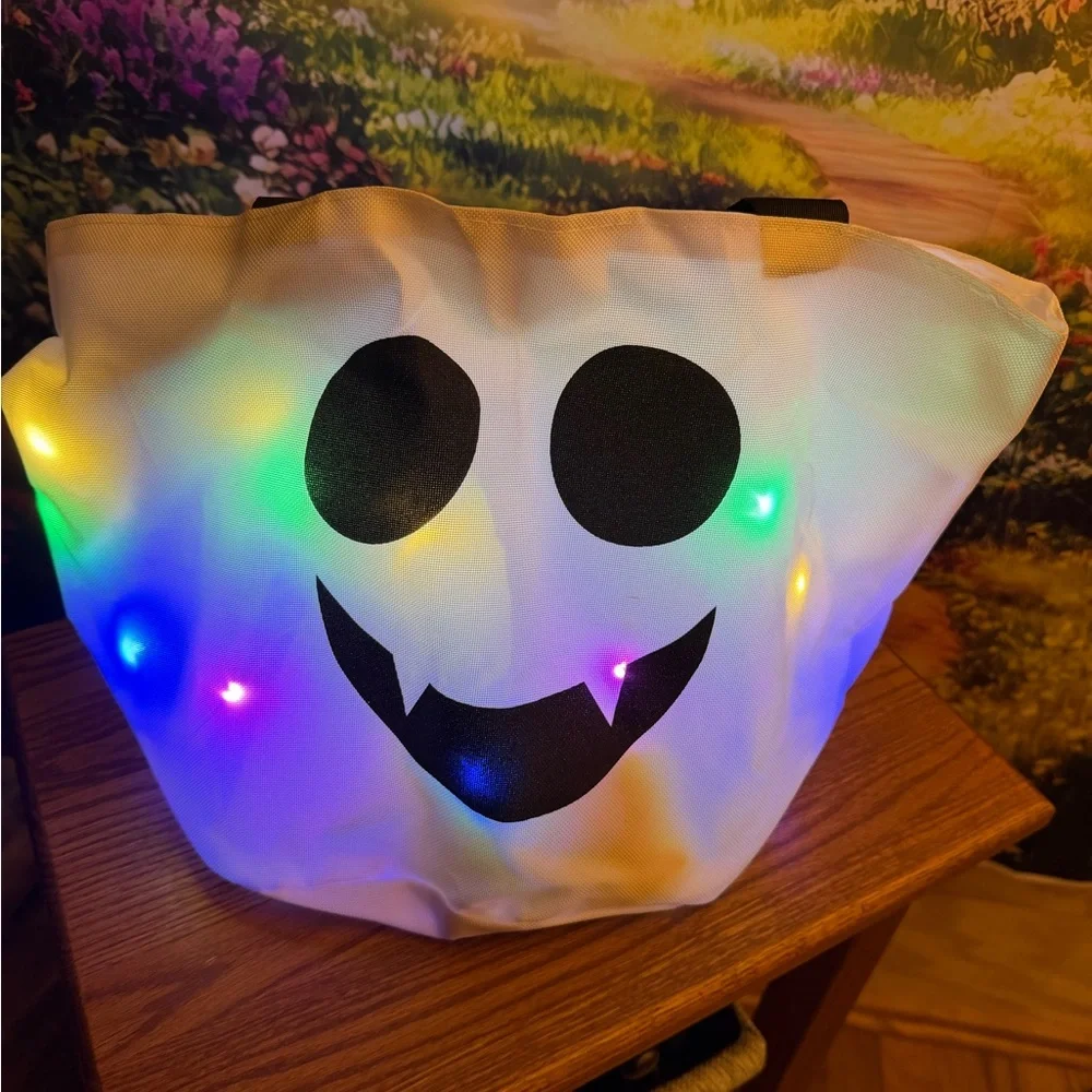 🎃👻 Light-Up Ghost Trick-or-Treat Bag-Multicolor LED